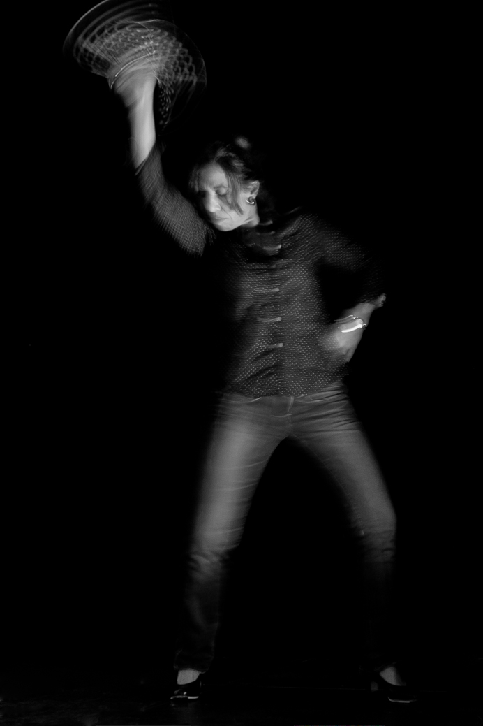 dort rüttelt die nacht